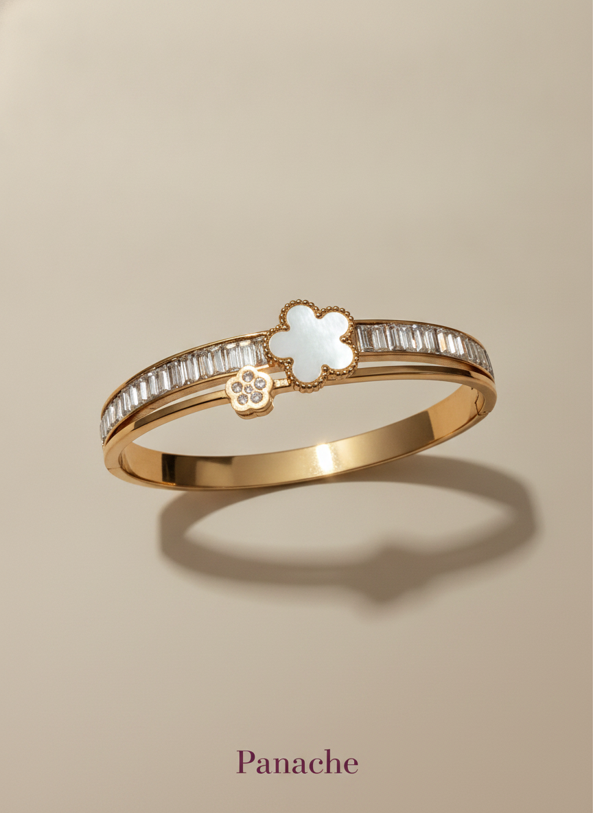 Gold Clover Baguette Bracelet